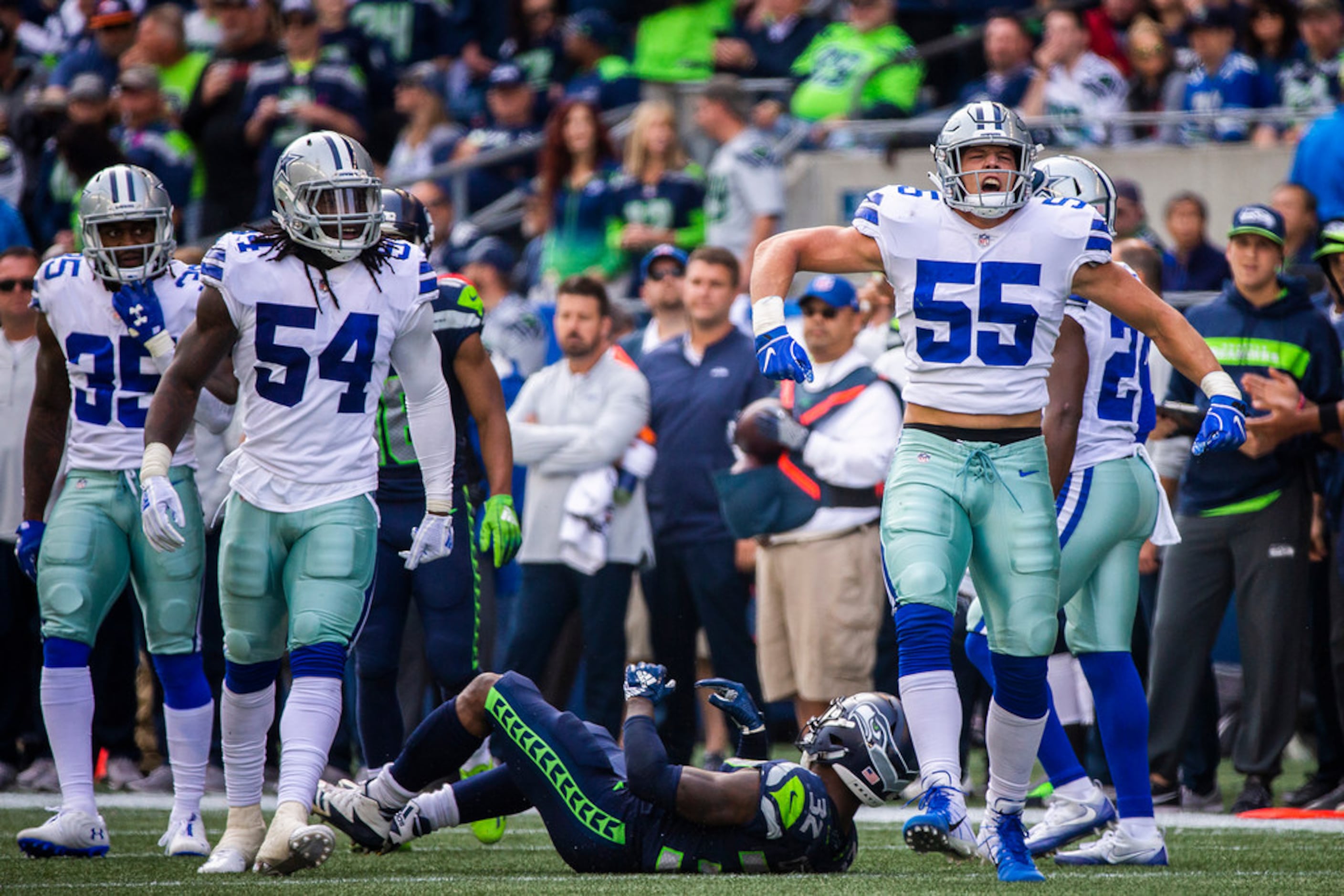 Dallas Cowboys: Sean Lee can't wait to mentor Leighton Vander Esch