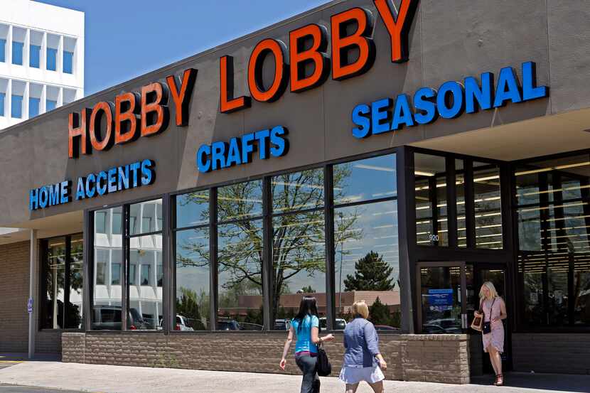 Una tienda de Hobby Lobby en Preston Avenue fue clausurada el jueves por violar orden del...