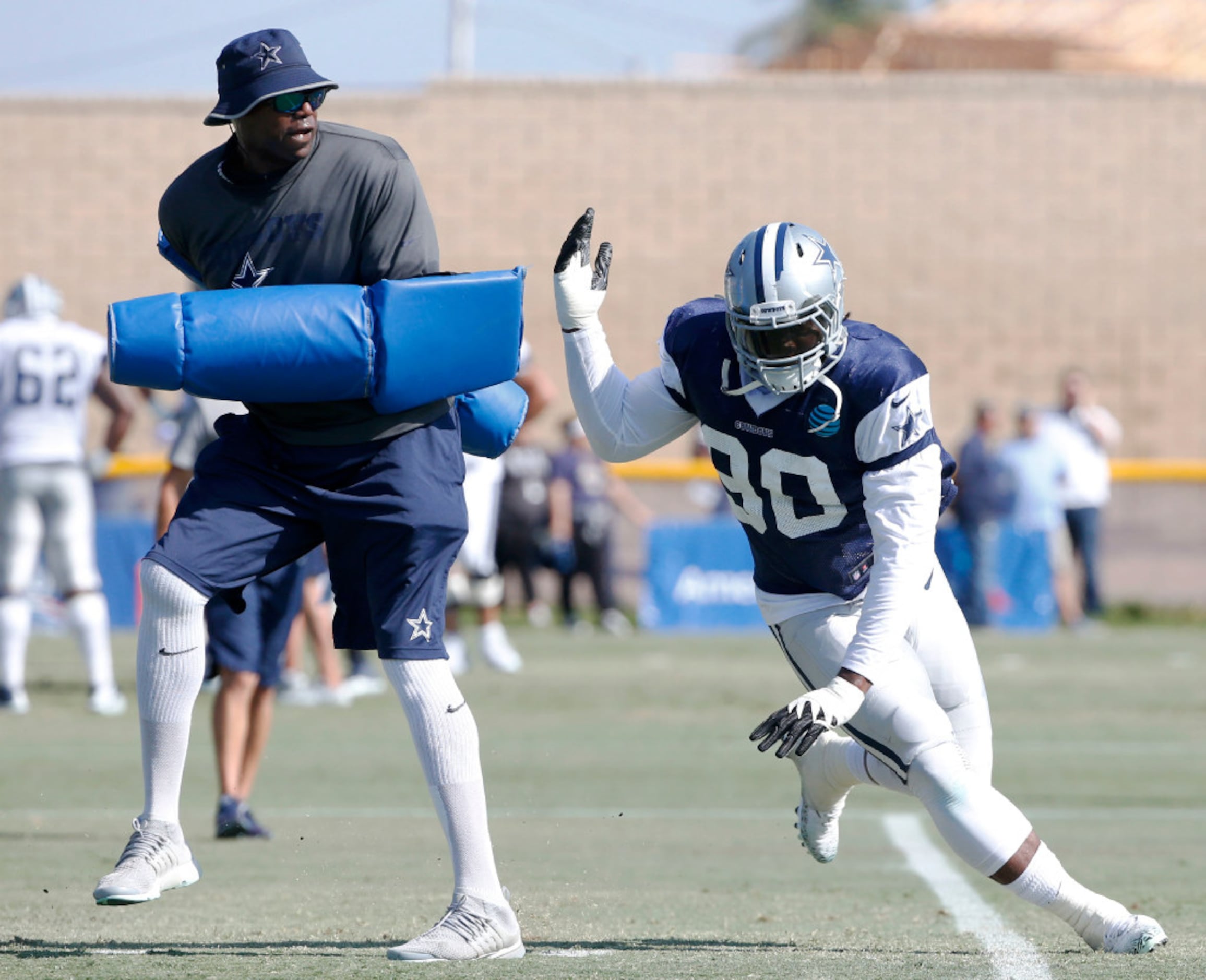 How veteran DE DeMarcus Lawrence is holding down the other side of Cowboys'  defensive line