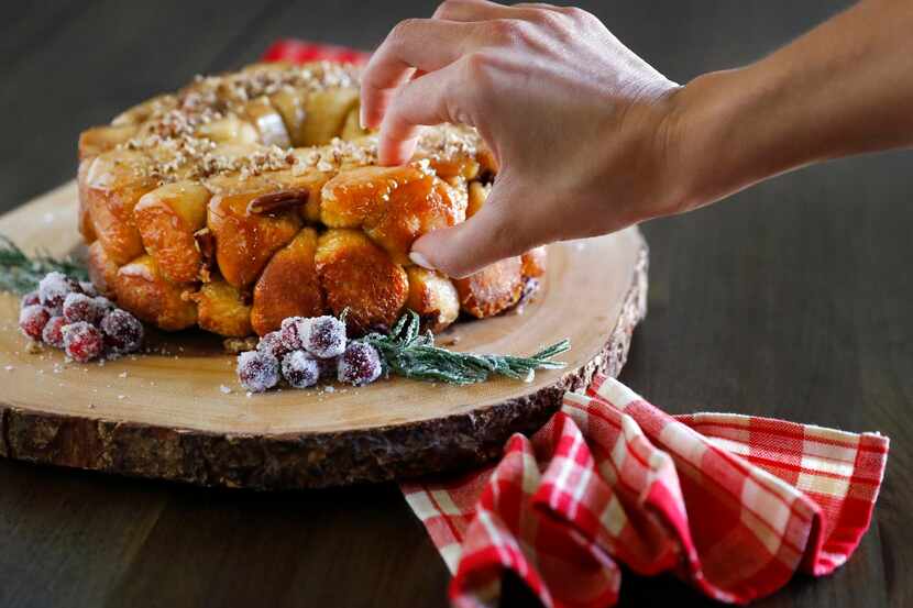 Cinnamon Pecan Monkey Bread