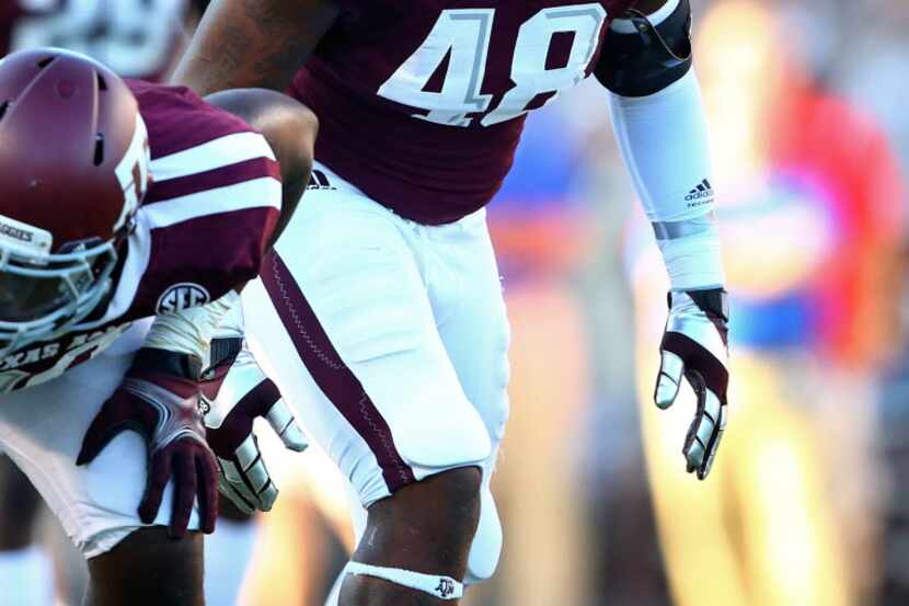 Texas A&M Aggies linebacker Darian Claiborne (48) against the SMU Mustangs at Kyle Field....