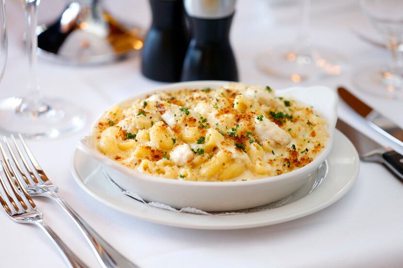 The mac and cheese at Pappas Bros. Steakhouse can be made with crab or lobster.