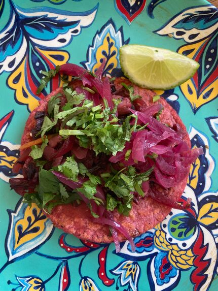 Hibiscus and cauliflower vegan taco at El Rincón del Maíz in Garland