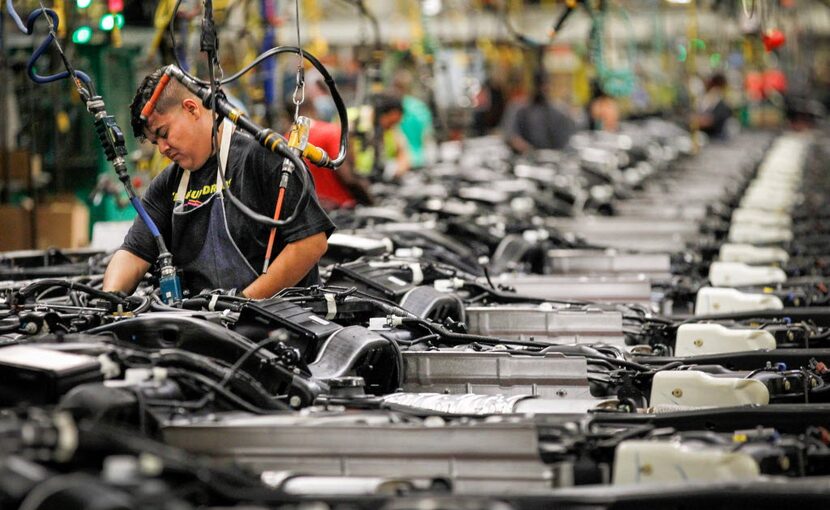  Workers at the GM Arlington plant