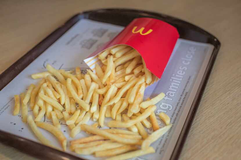 Una bandeja de McDonald's con sus populares papas fritas francesas. Foto cortesía de...