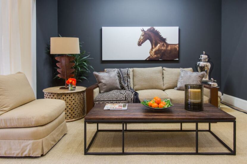 The designers of Dallas' Square Foot Studio set out to create a space full of classic...
