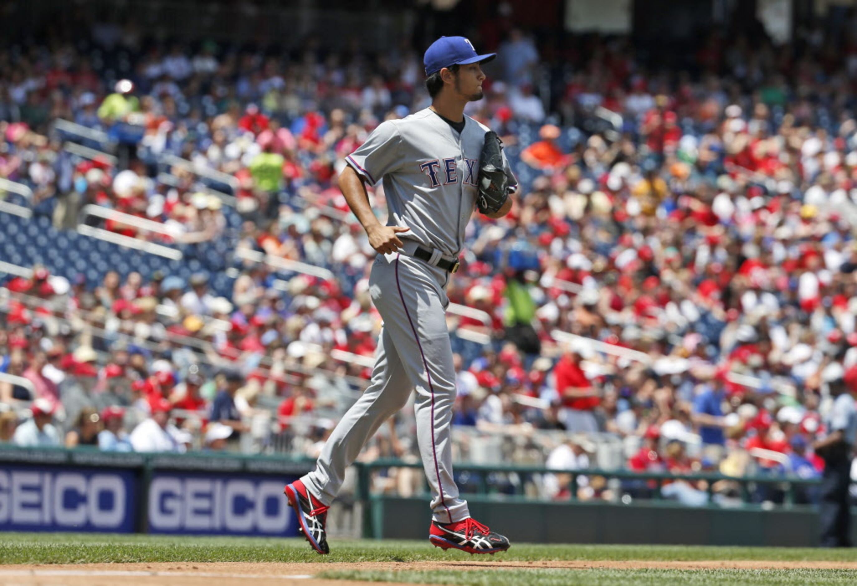 Yu Darvish dazzles in Rangers spring training debut - The Washington Post