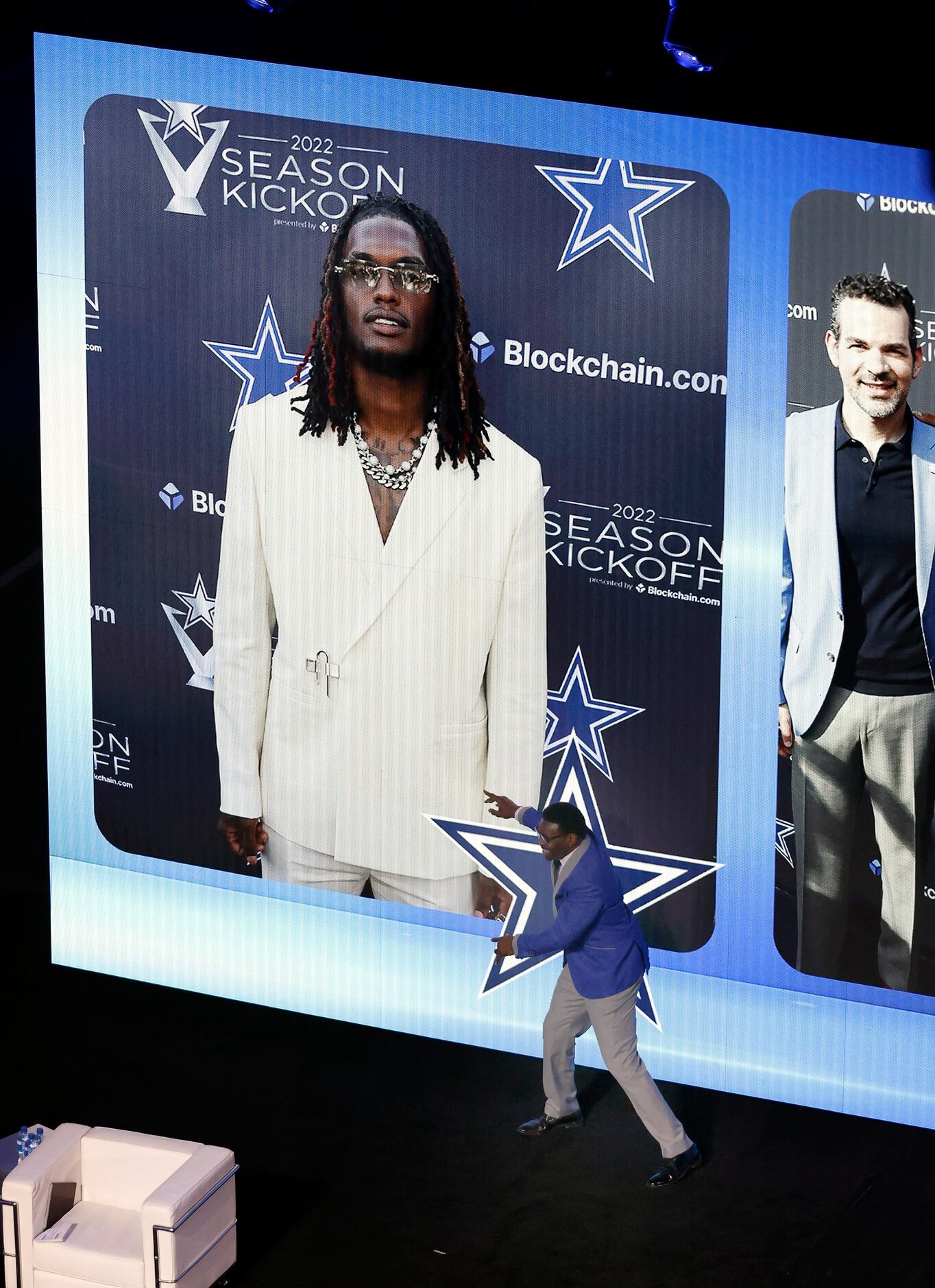 Photos: Dak Prescott, Cowboys hit the blue carpet for kickoff