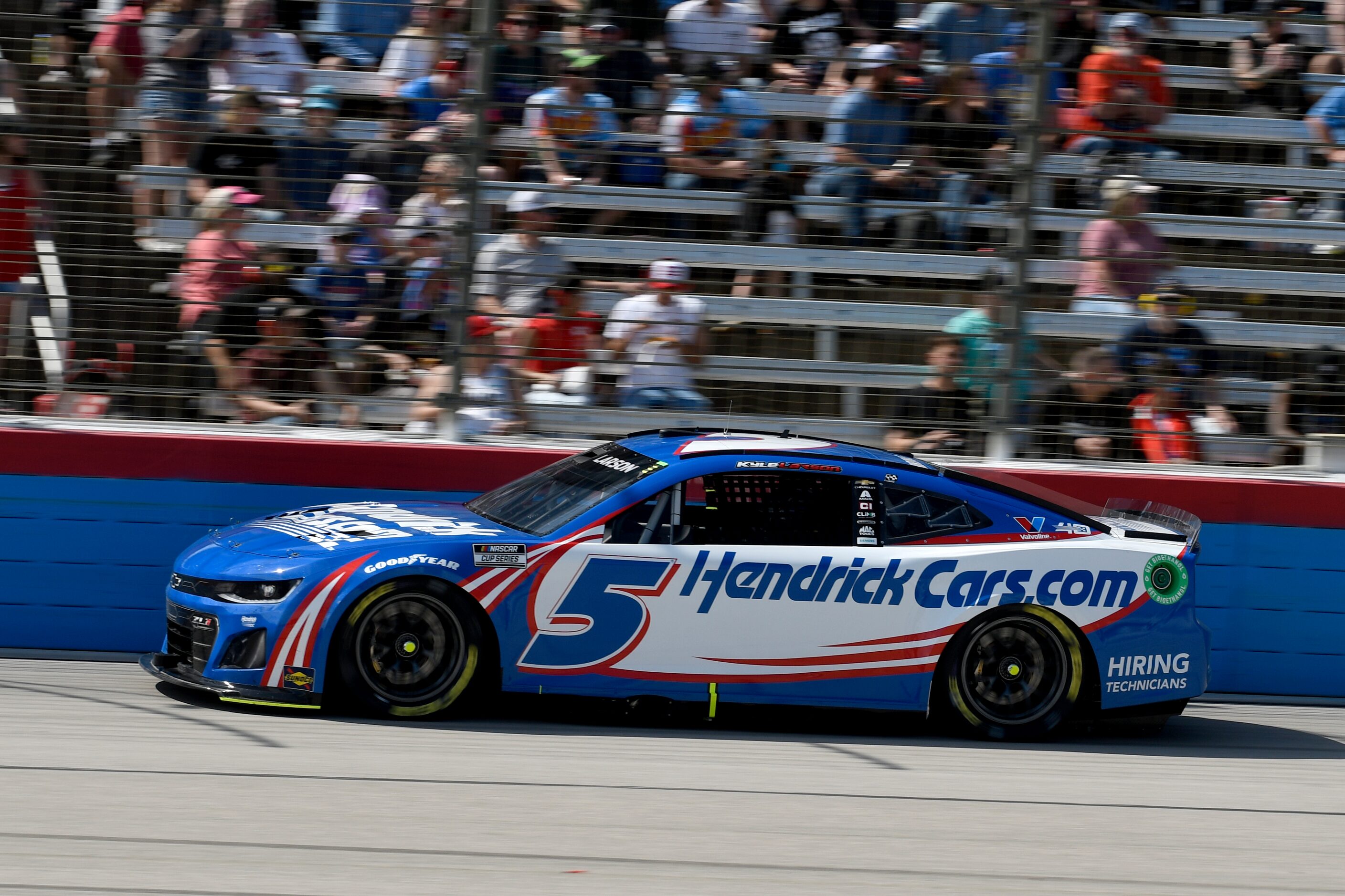 Kyle Larson (5) comes out of Turn 4 during a NASCAR Cup Series auto race at Texas Motor...