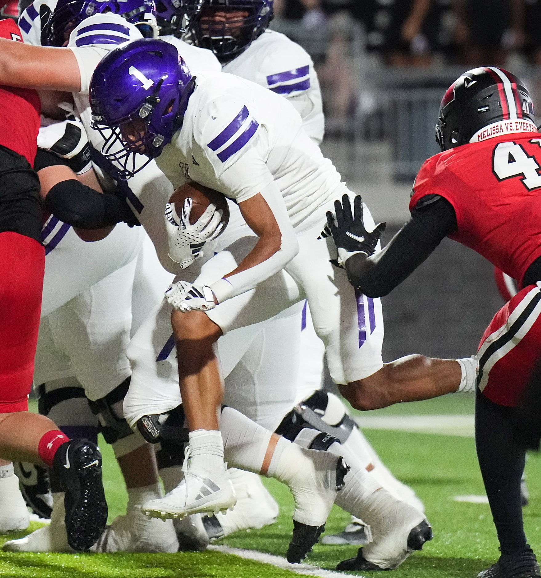 Anna running back Edward Chumley (1) scores on a short touchdown run \ast Melissa defensive...