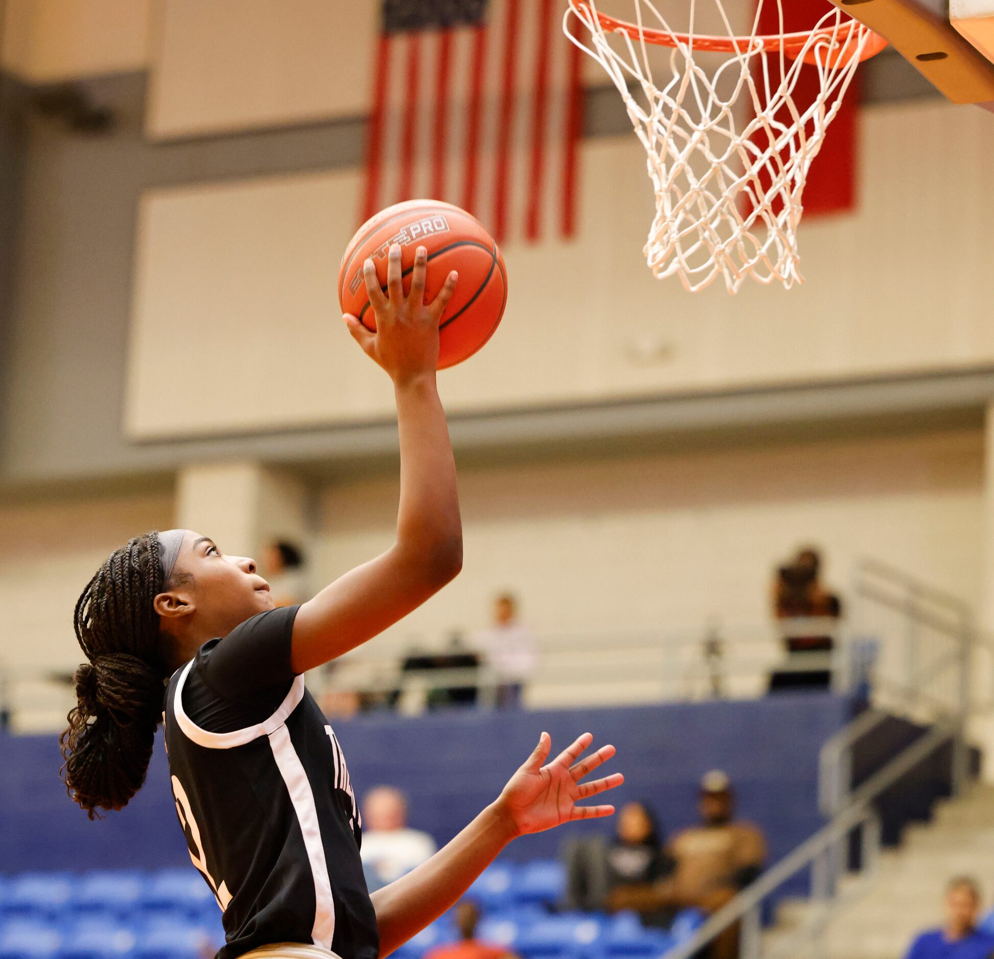 Duncanville high’s Kaylinn Kemp drives to the basket against Conway during the first half of...