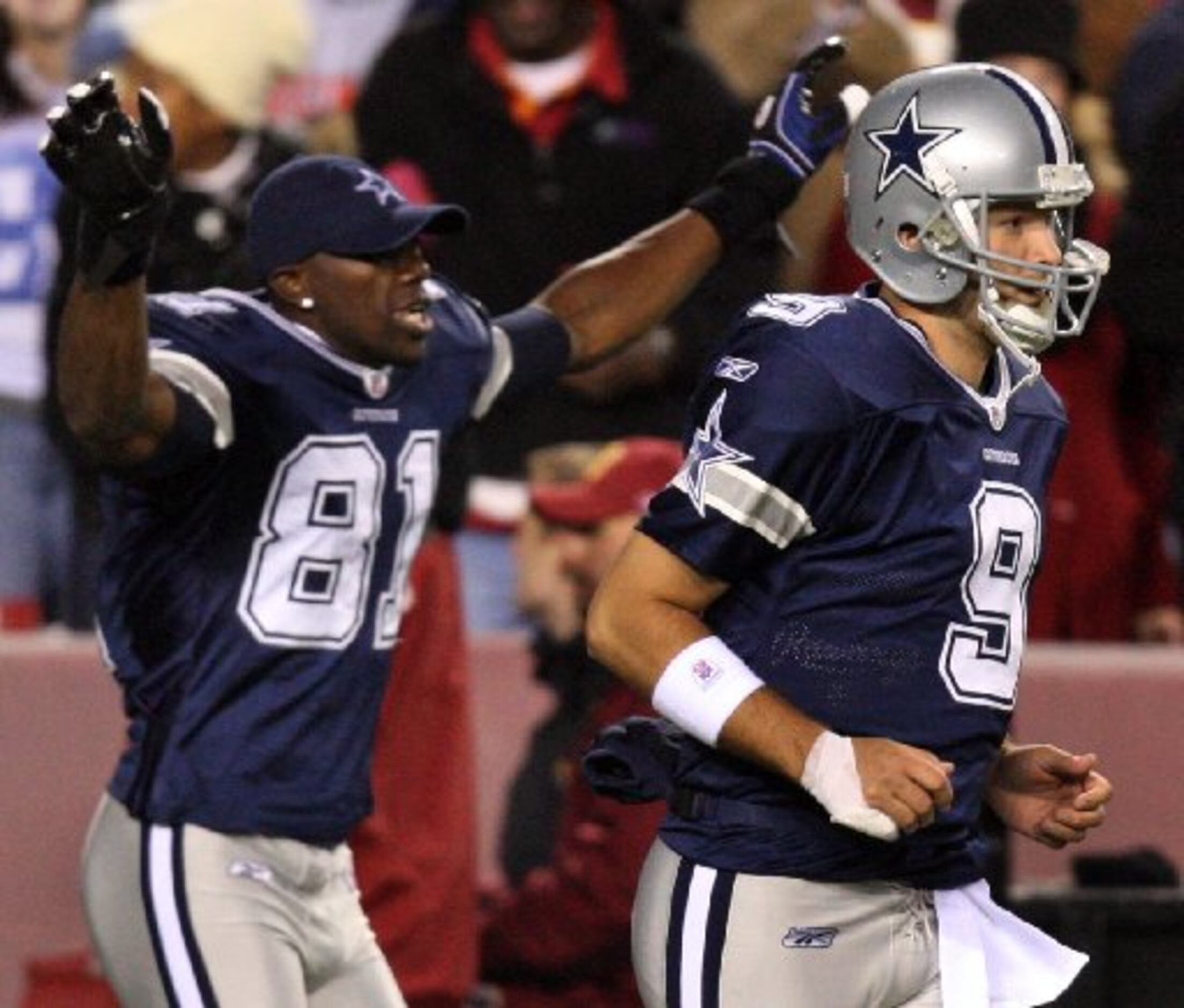 Reports: Cowboys cut Terrell Owens