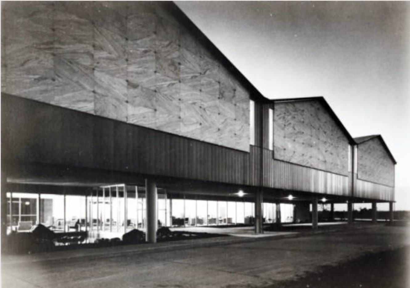 Texas Instruments building by architect Frank Welch