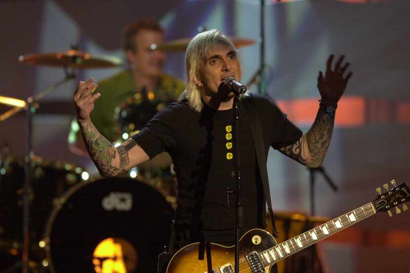 Everclear Art Alexakis, here in 2000, has been making great music for more than 20 years....