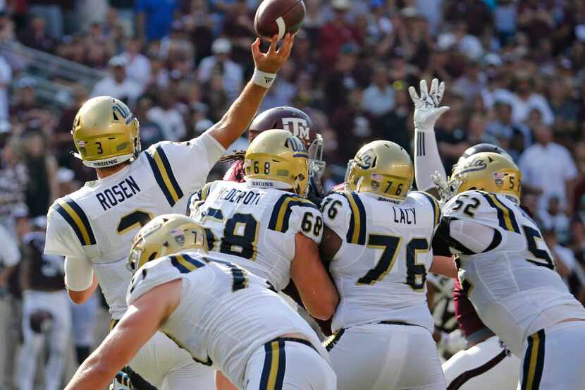 UCLA Bruins quarterback Josh Rosen (3) is pictured during the UCLA Bruins vs. the Texas A&M...