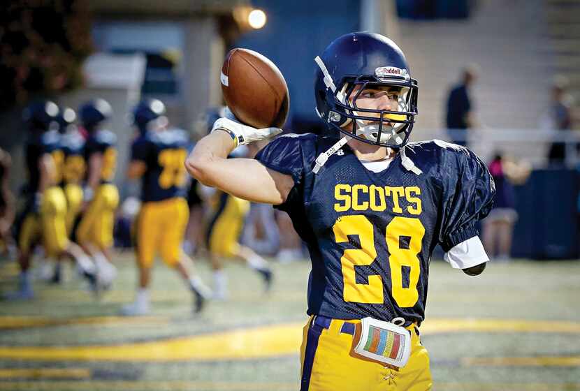 Cole Jackson warmed up before the Highland Park football game against West Mesquite on Oct....