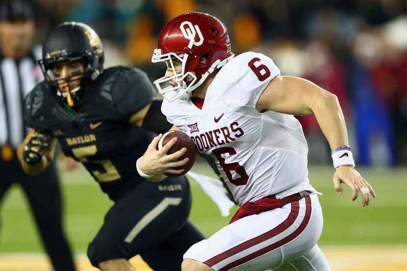 WACO, TX - NOVEMBER 14:  Baker Mayfield #6 of the Oklahoma Sooners is one of many key...