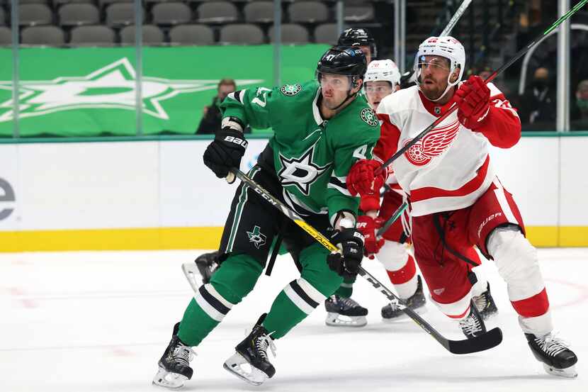 Dallas Stars right wing Alexander Radulov (47) and Detroit Red Wings defenseman Patrik...