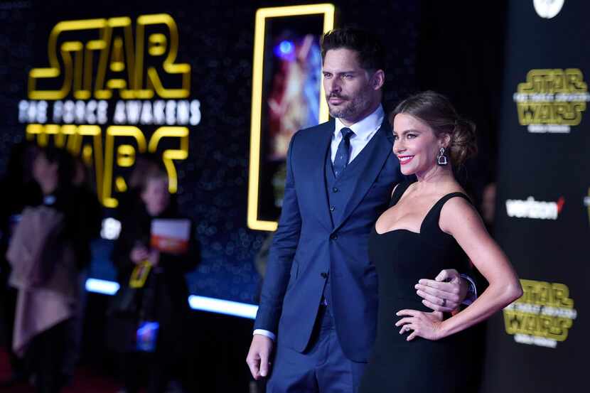 Joe Manganiello, izquierda, y Sofía Vergara en el estreno mundial de "Star Wars: The Force...