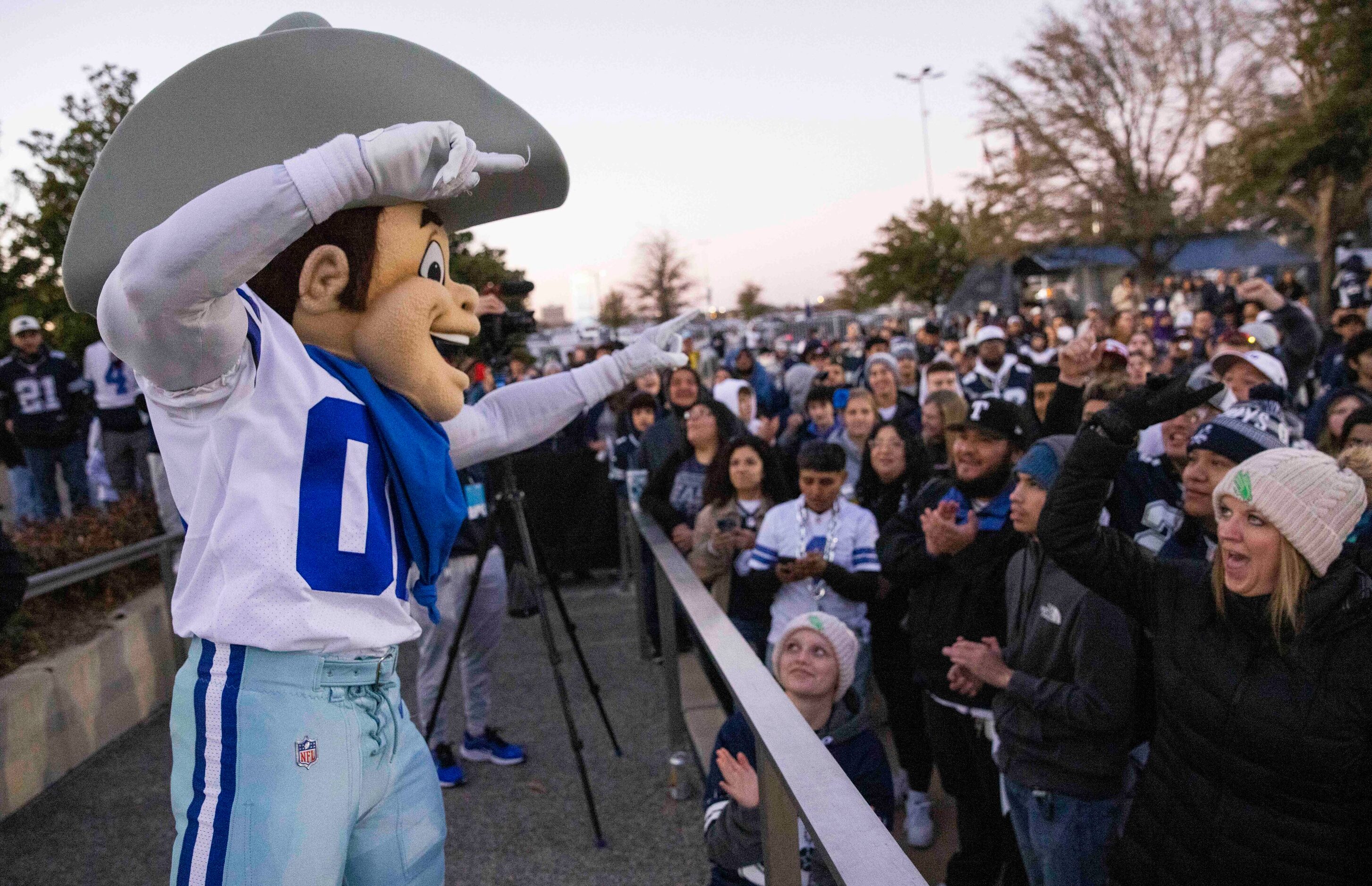 Rowdy riles up Dallas Cowboys fans as they wait to watch them take on the San Francisco...