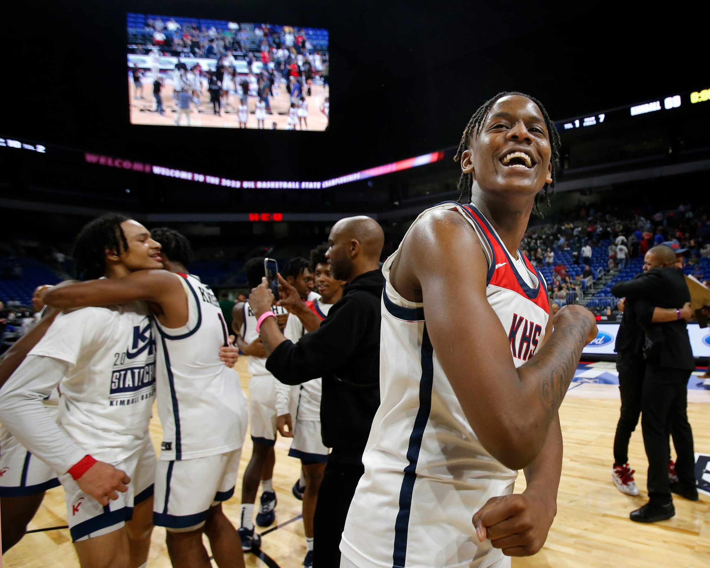 Dallas Kimball R.J. Osborne (0) celebrates at the end of the game.Dallas Kimball defeated...