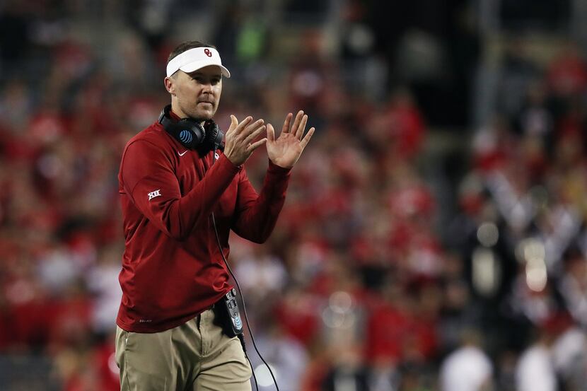 COLUMBUS, OH - SEPTEMBER 09:  Head coach Lincoln Riley of the Oklahoma Sooners reacts during...