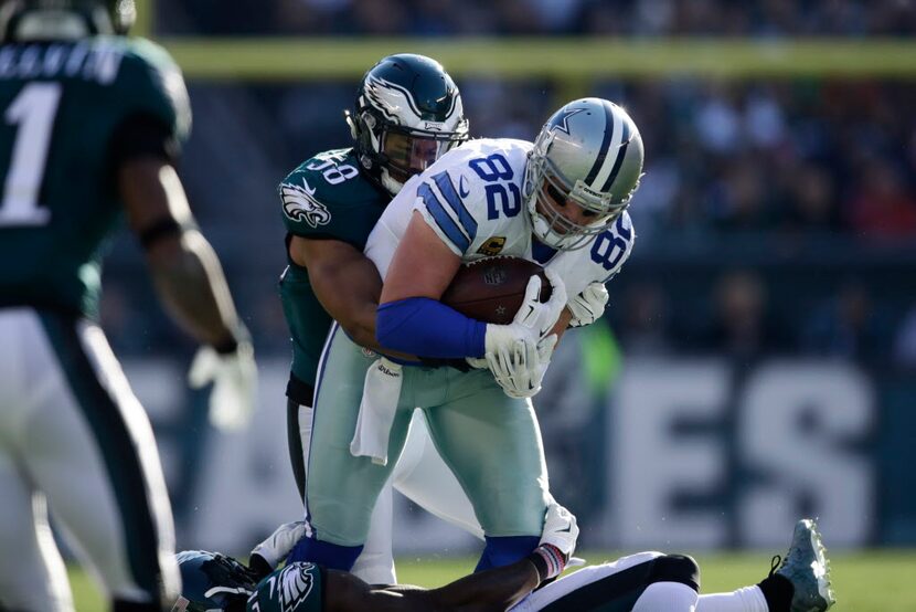 Dallas Cowboys' Jason Witten in action during the first half of an NFL football game against...