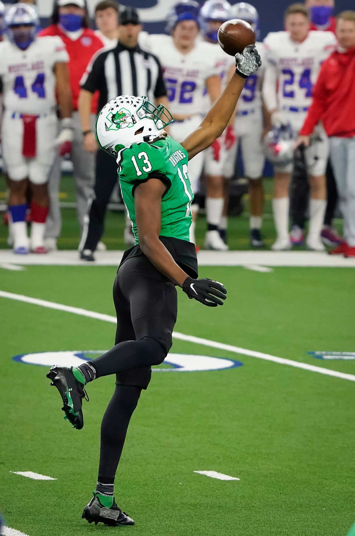 A pass goes of the hands of Southlake Carroll tight end RJ Maryland on a fourth down play...