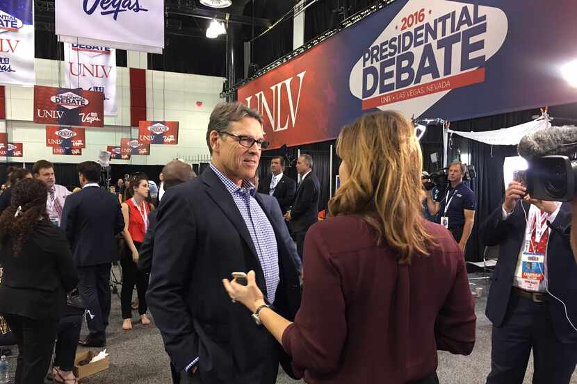 Former Texas Gov. Rick Perry talks to NBC News correspondent Hallie Jackson before the final...