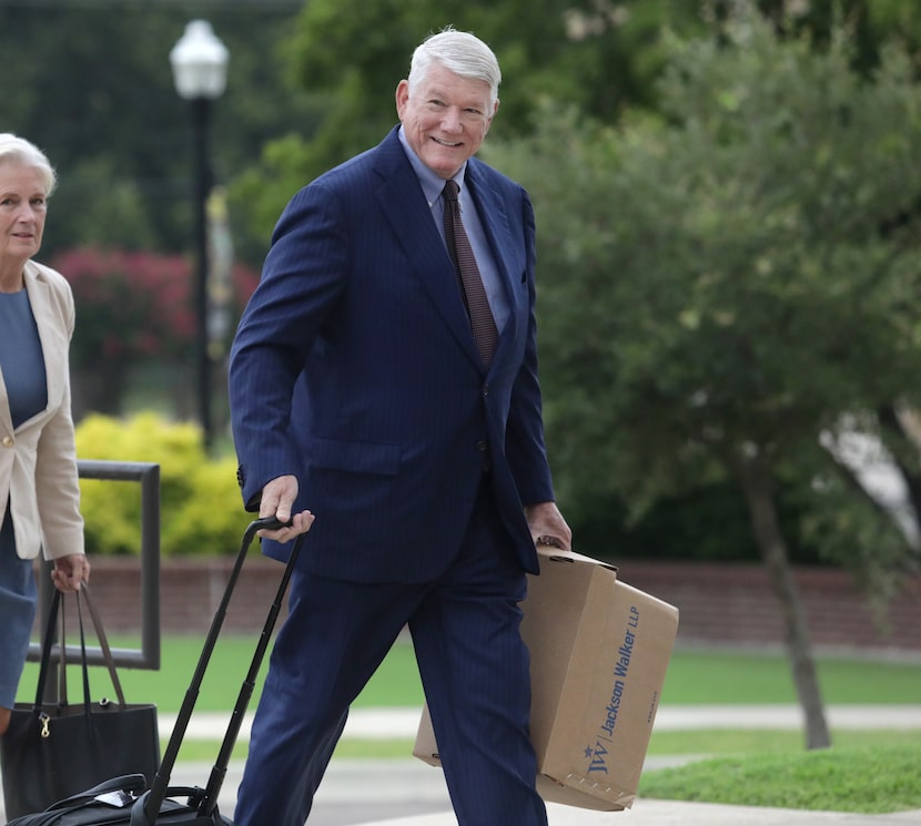 Chip Babcock (center) walks into the federal courthouse in Texarkana, TX, on Jul 22, 2024....