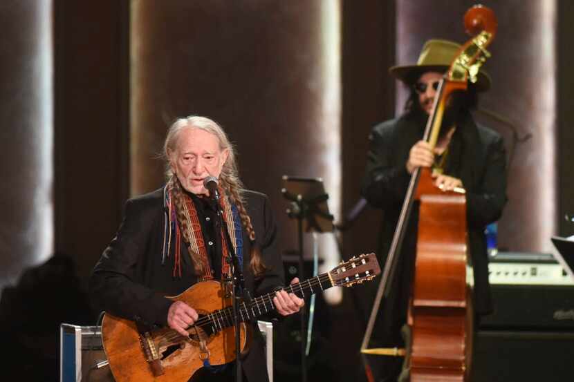 Willie Nelson sings after being presented with the 2015 Library of Congress Gershwin Prize...