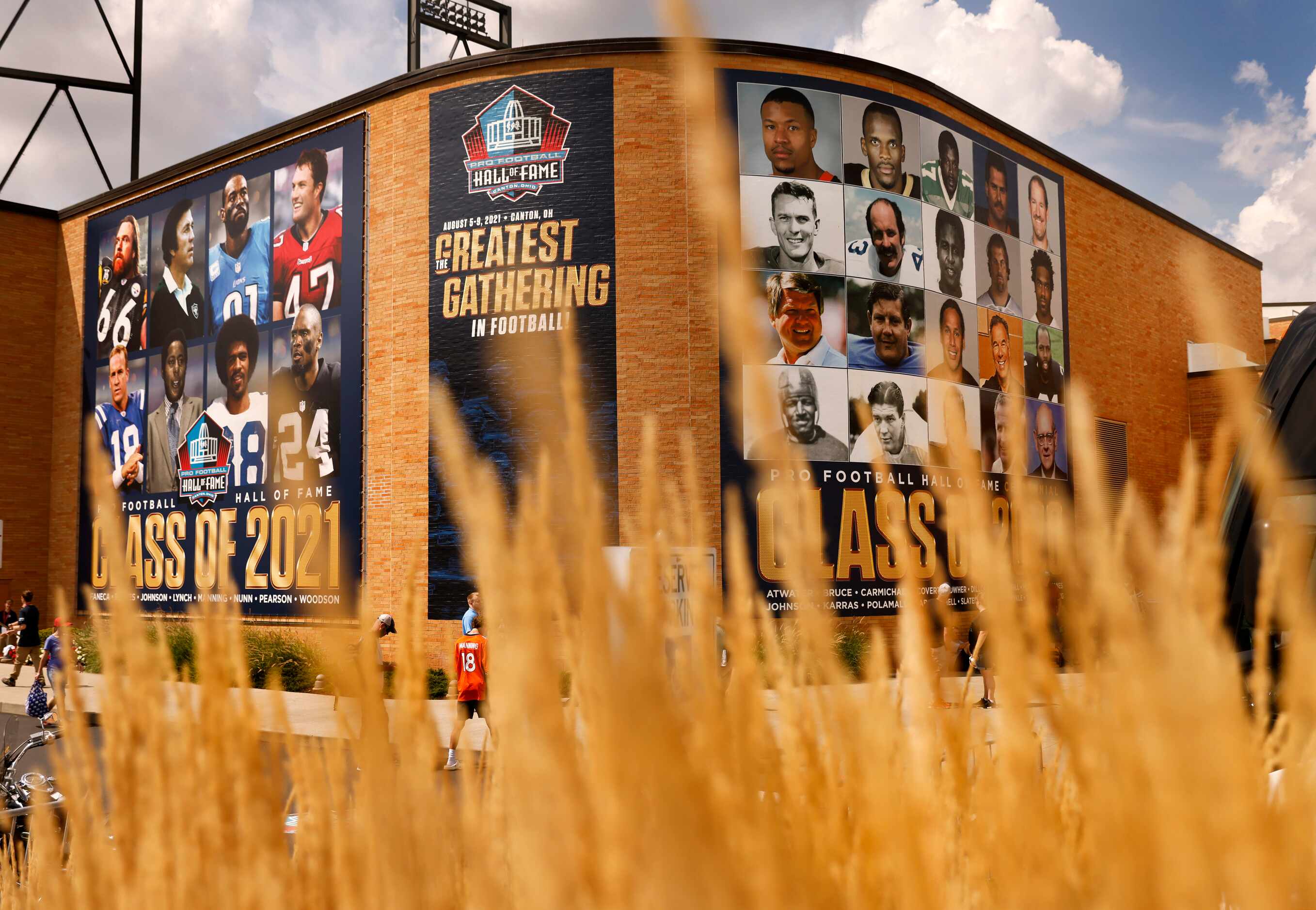 The Pro Football Hall of Fame Centennial Class of 2020 and Class of 2021 are pictured on the...