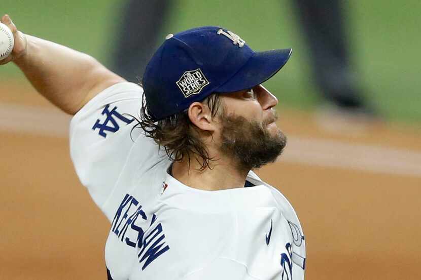 Los Angeles Dodgers starting pitcher Clayton Kershaw (22) pitches against the Tampa Bay Rays...
