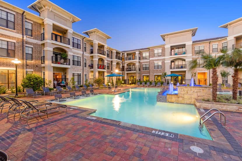 Weinstein Properties bought the Century Lake Forest apartments in McKinney.