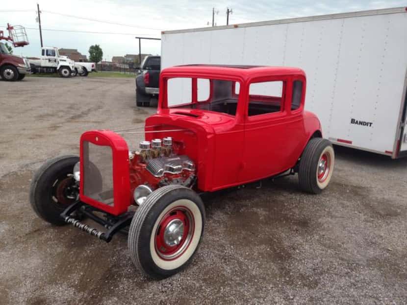 
A customer sought out Klump to install electric windows in his 1932 Chevrolet Coupe. Klump...
