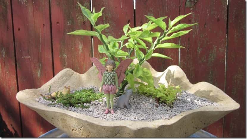 
Garden containers, serving containers, buckets and any other shape can be used a mold for a...
