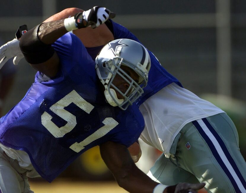 Dallas Cowboys linebacker Markus Steele (#51) goes through his defender during a drill in...