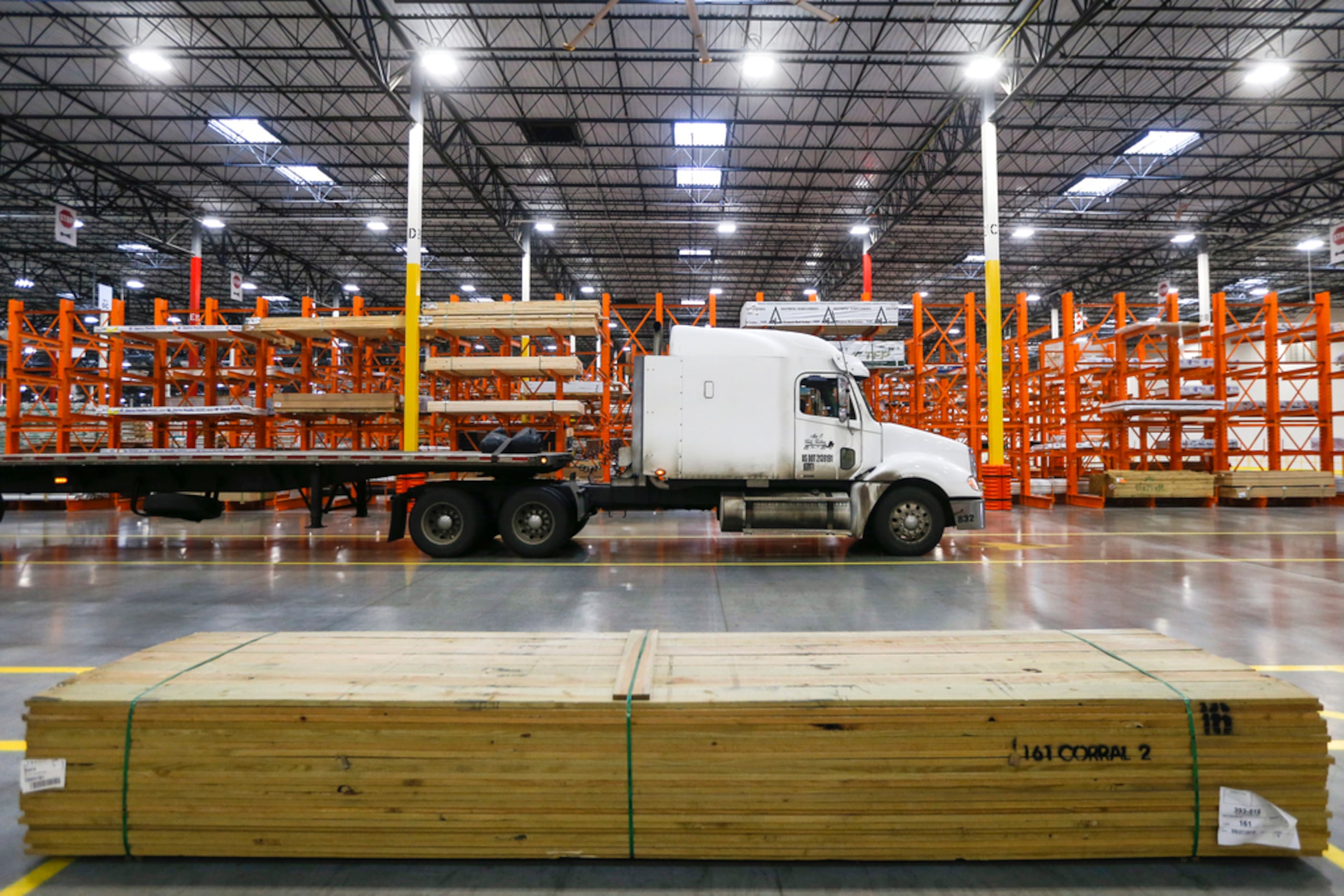 Home Depot Unveils First Flatbed Distribution Center