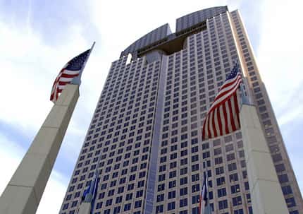 Chase Tower in downtown Dallas sold for $285 million.