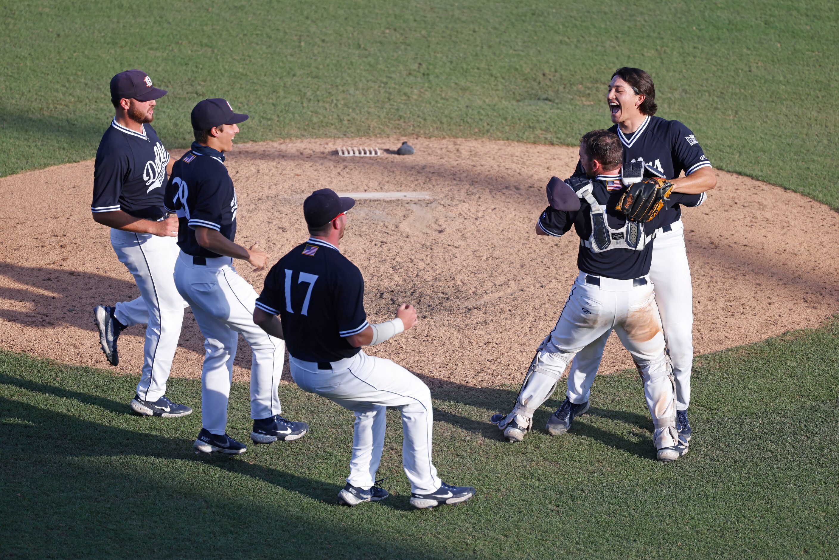 Dallas Baptist celebrates their 8-5 win over Oregon St. following the NCAA Division I...