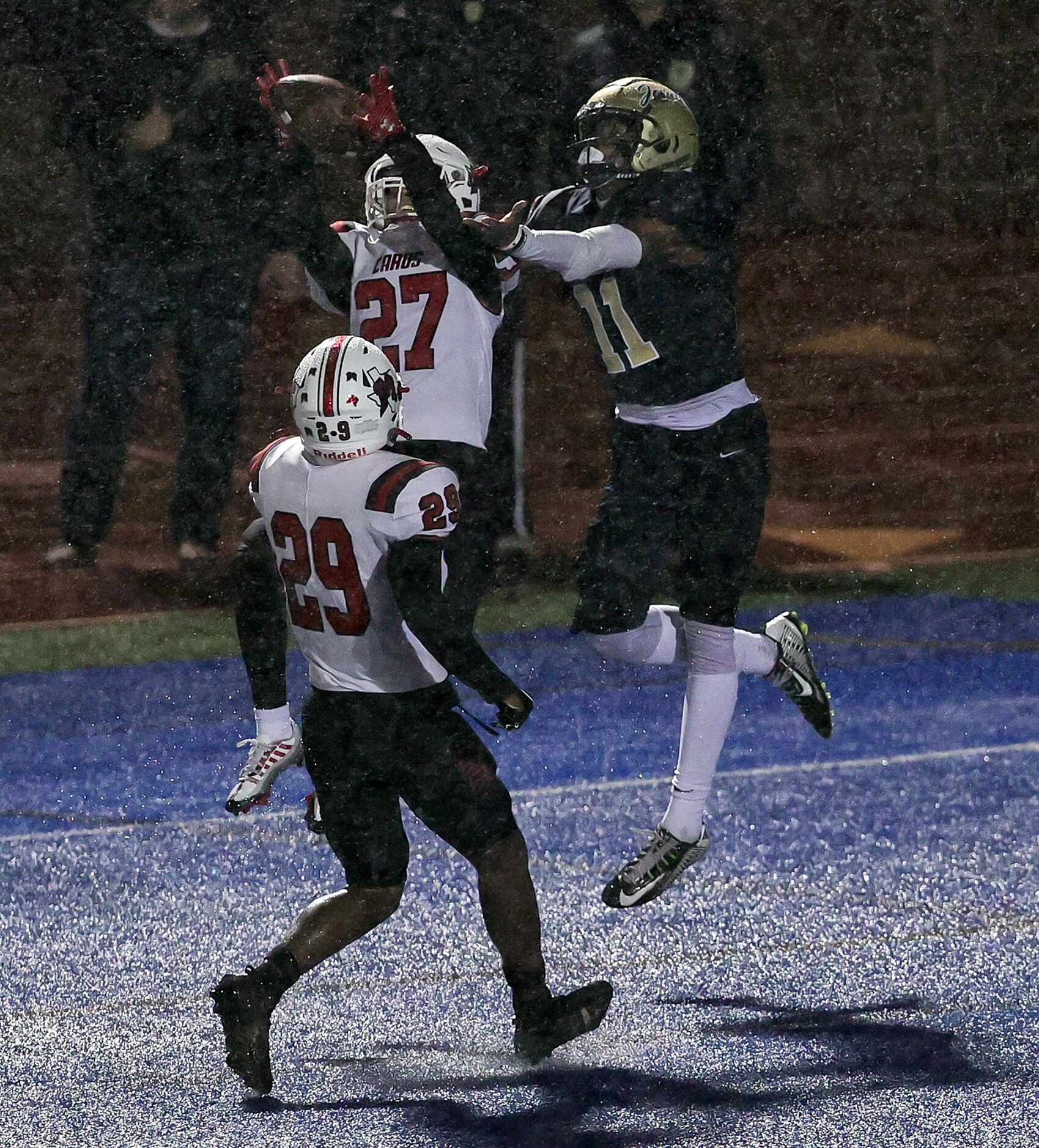 MacArthur cornerback Frazelle D'Mitri (27) almost comes up with an interception against...