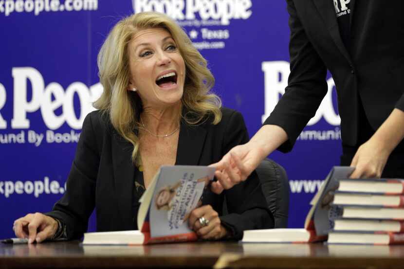  Wendy Davis signed copies of her memoir "Forgetting to Be Afraid" at Austin's BookPeople...