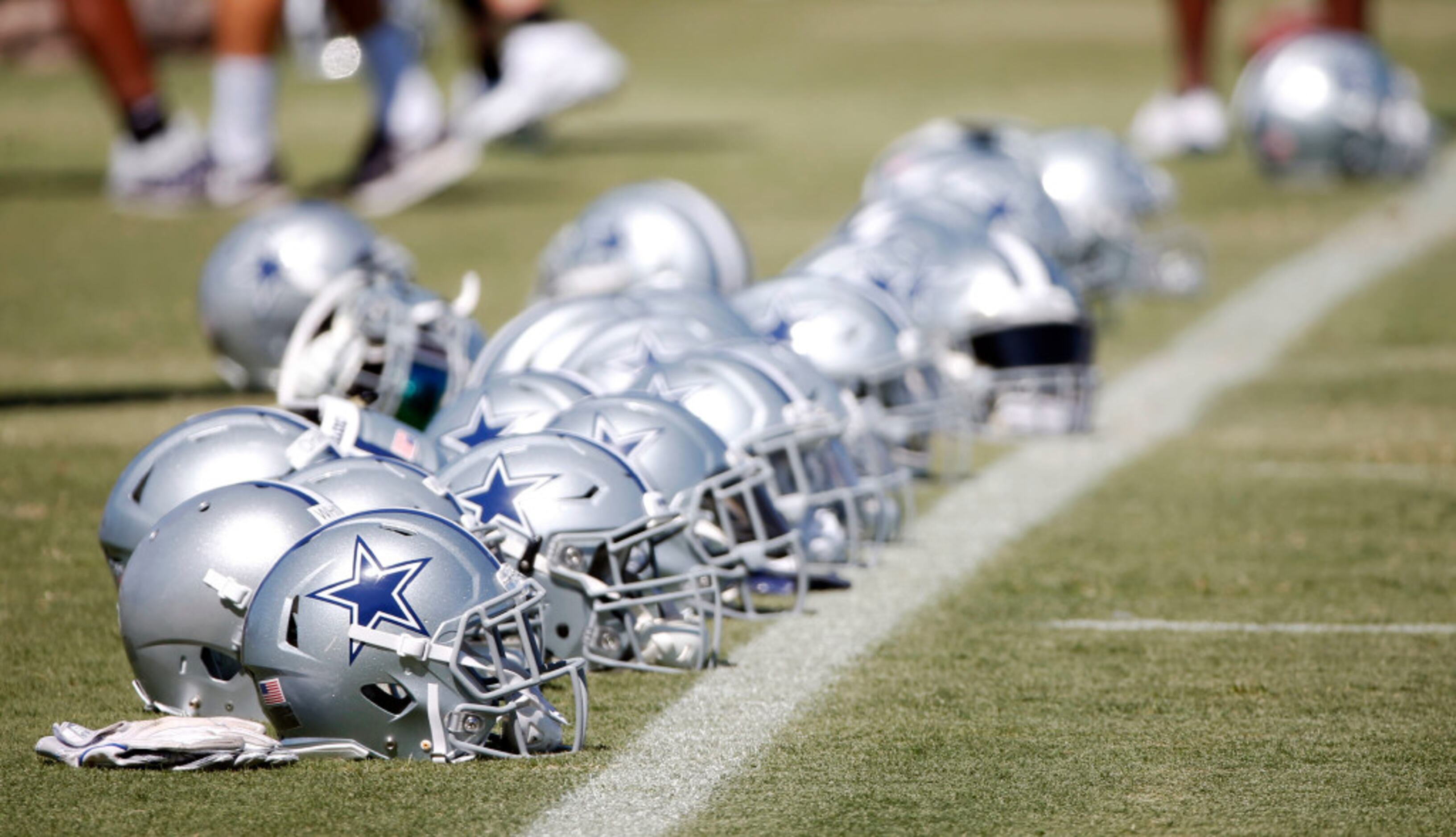 Cowboys unveil new jersey combination for TNF against Tennessee Titans -  Blogging The Boys
