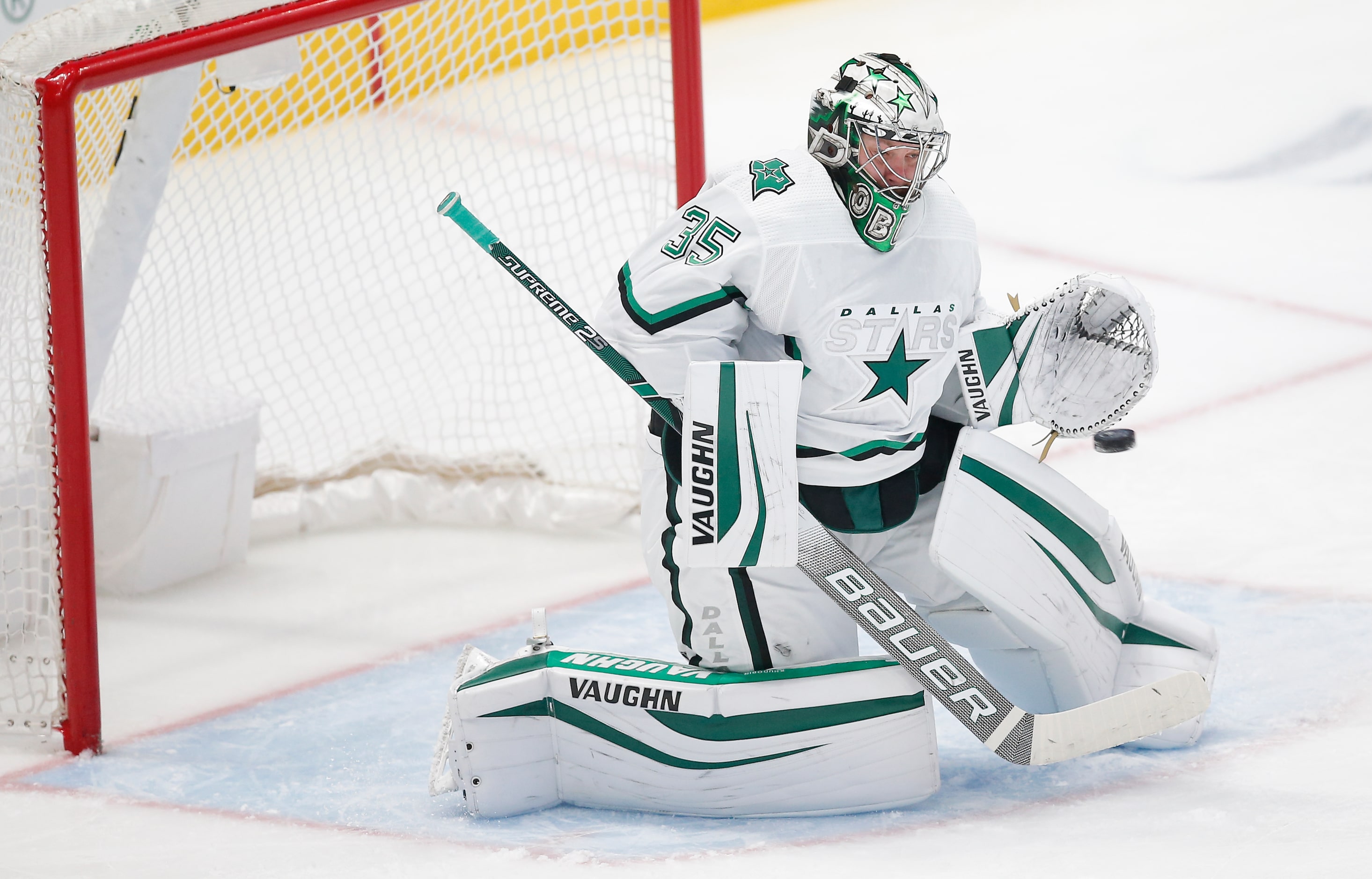 Dallas Stars goaltender Anton Khudobin (35) blocks a Detroit Red Wings shot on goal during...