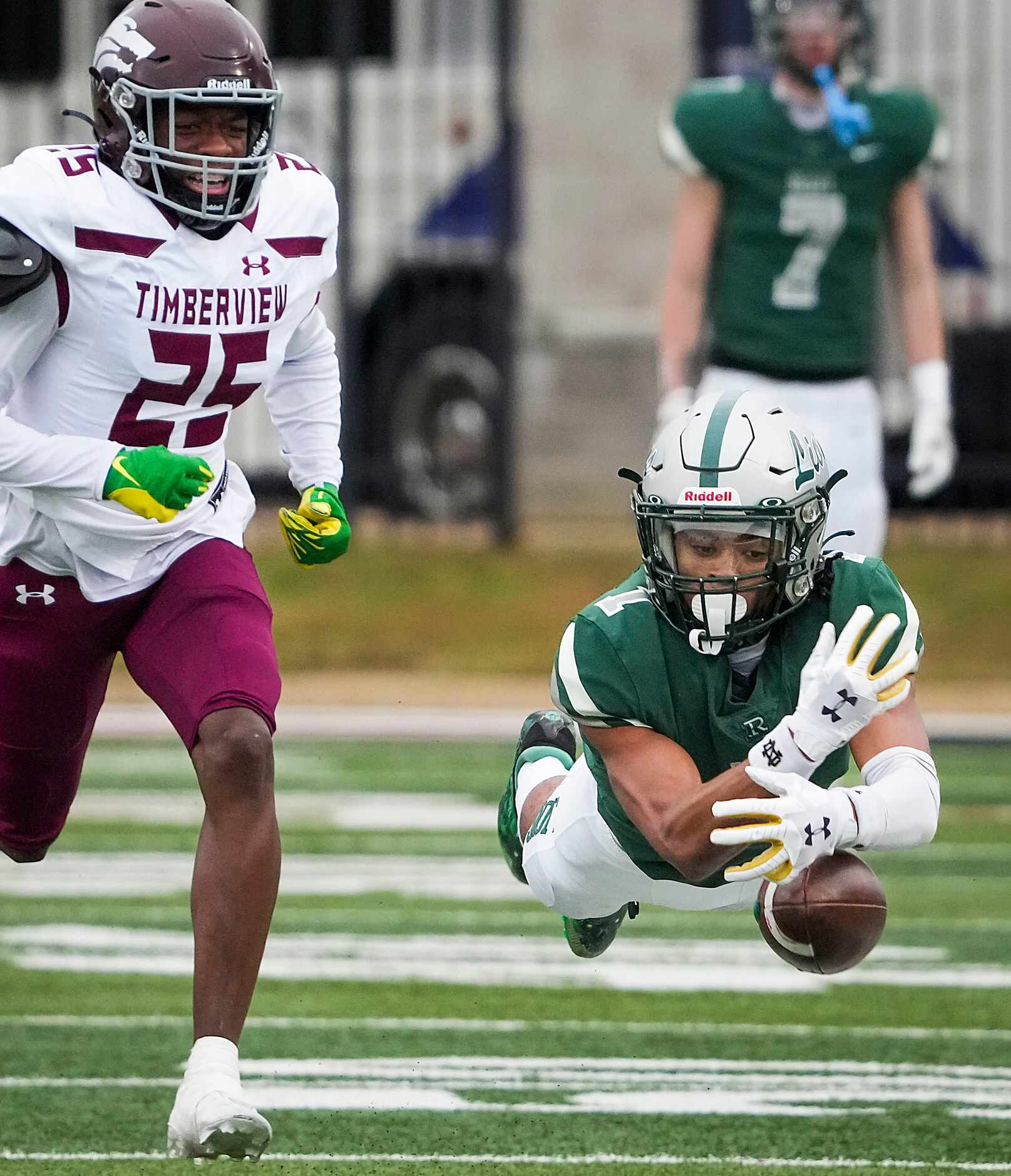 Frisco Reedy wide receiver Kaleb Smith (1) can’t make a diving catch as Mansfield Timberview...