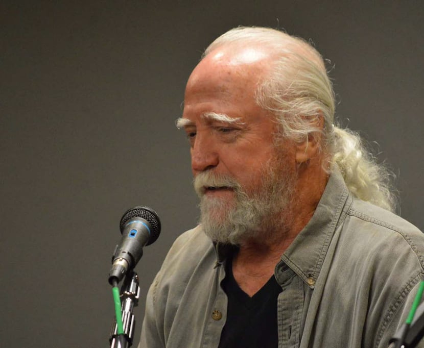 Scott Wilson of The Walking Dead took time to speak with fans at the 2014Texas Frightmare...