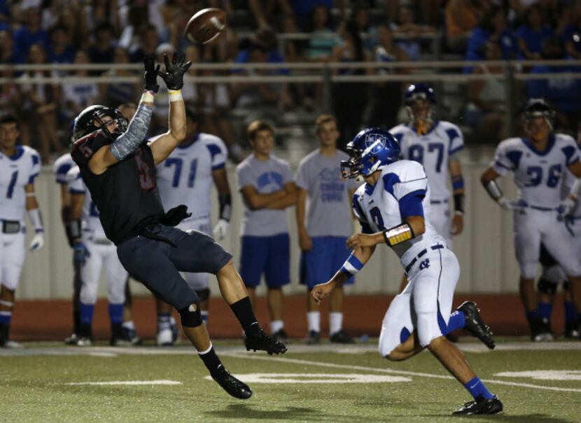 Argyle's Ian Sadler (5) hauls in a reception in a Sept. 6 game against Fort Worth Nolan....
