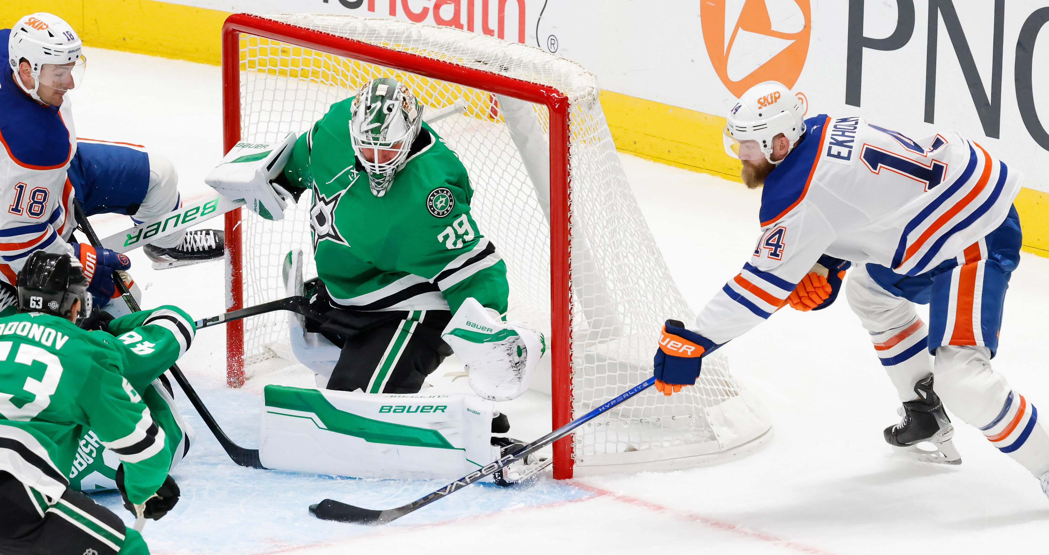 Dallas Stars goaltender Jake Oettinger (29) stopped a shot by Edmonton Oilers defenseman...