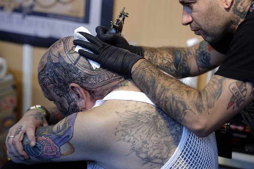 La primera convención de tatuajes será en el Kay Bailey Hutchinson Convention Center de...