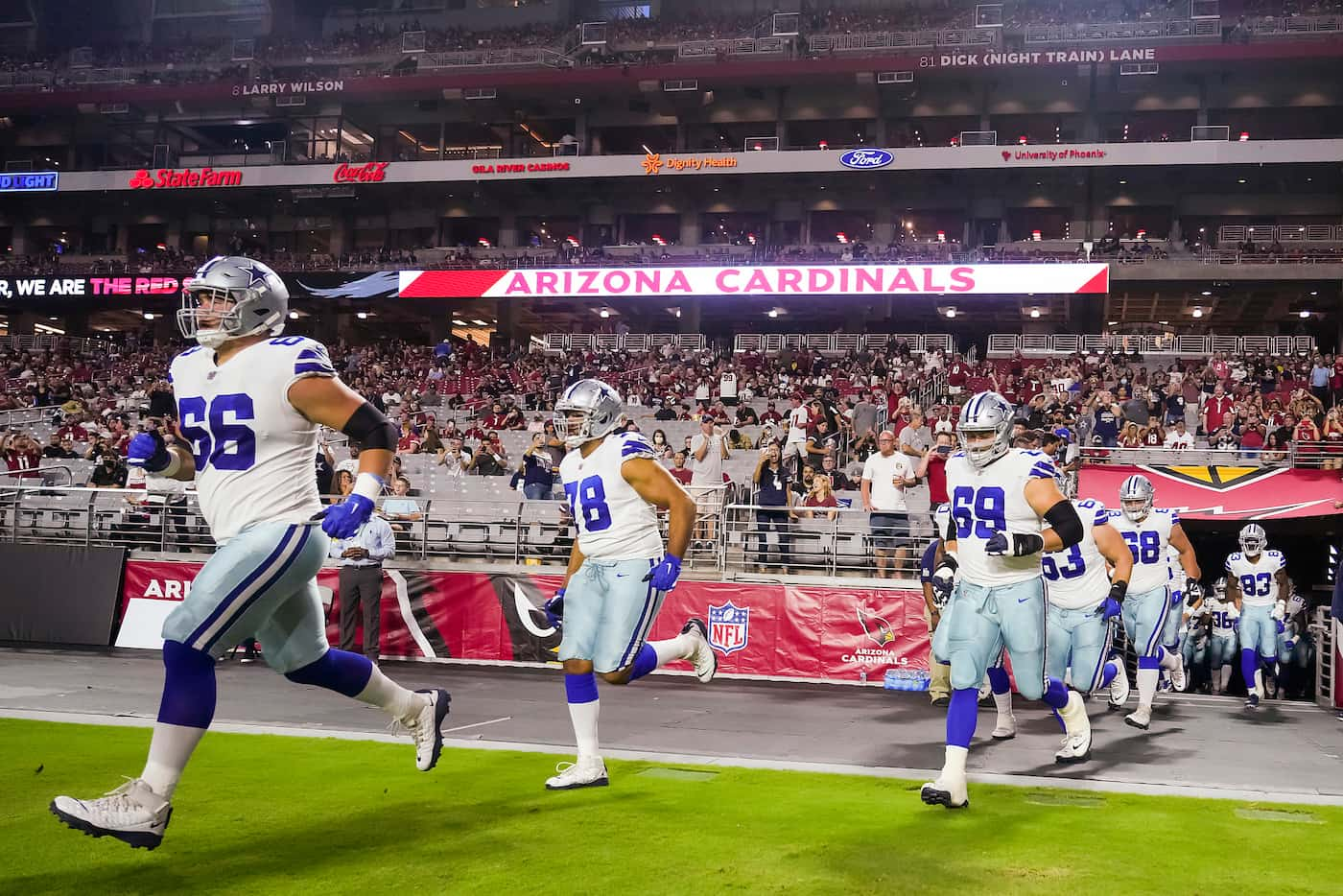 Dallas Cowboys guard Connor McGovern (66), tackle Terence Steele (78) and tackle Brandon...